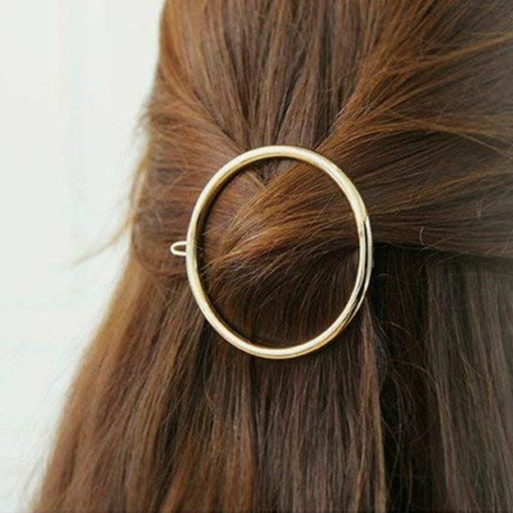 NWT- Circle Barrette/Hair Clip, Gold Tone